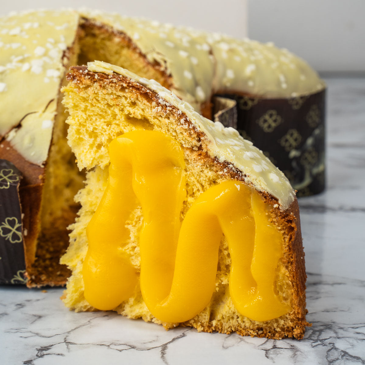 Colomba artigianale al limone Mimosina 1kg con crema di limone in sac a poche