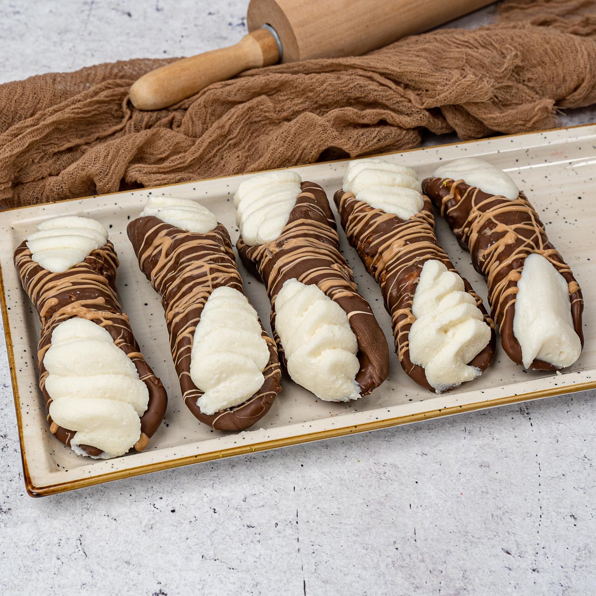 Scorze di cannoli Ciokocaramel