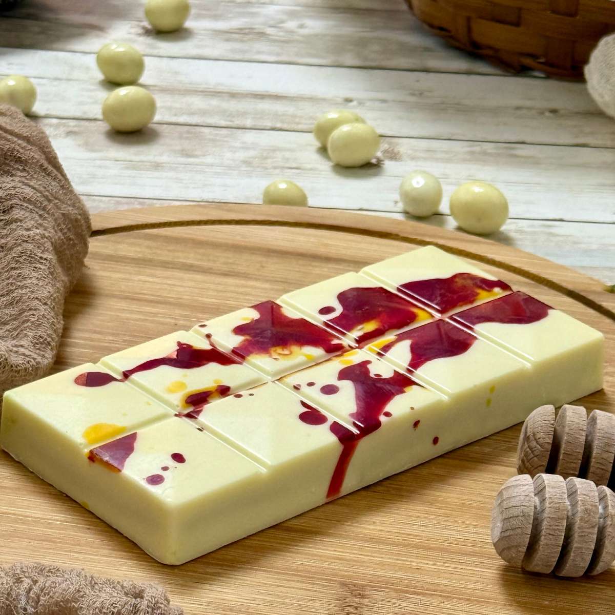 Cioccolato bianco ripieno di Pistacchio e Pasta Kataifi 200g