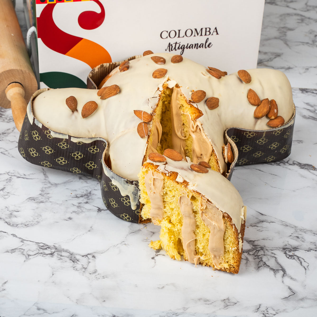 Colomba artigianale farcita alla mandorla 1,1kg