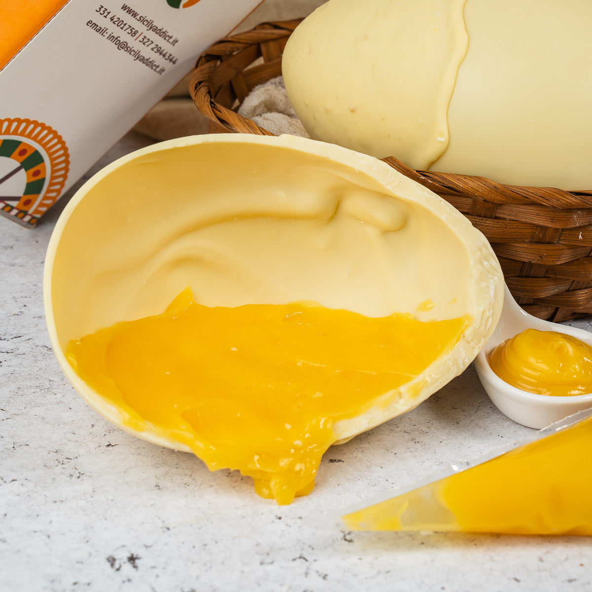 Uovo di Pasqua artigianale al limone 350g