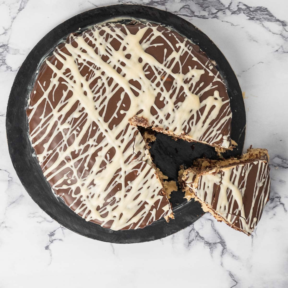 Torta con crema di nocciole Ciokobueno 600g