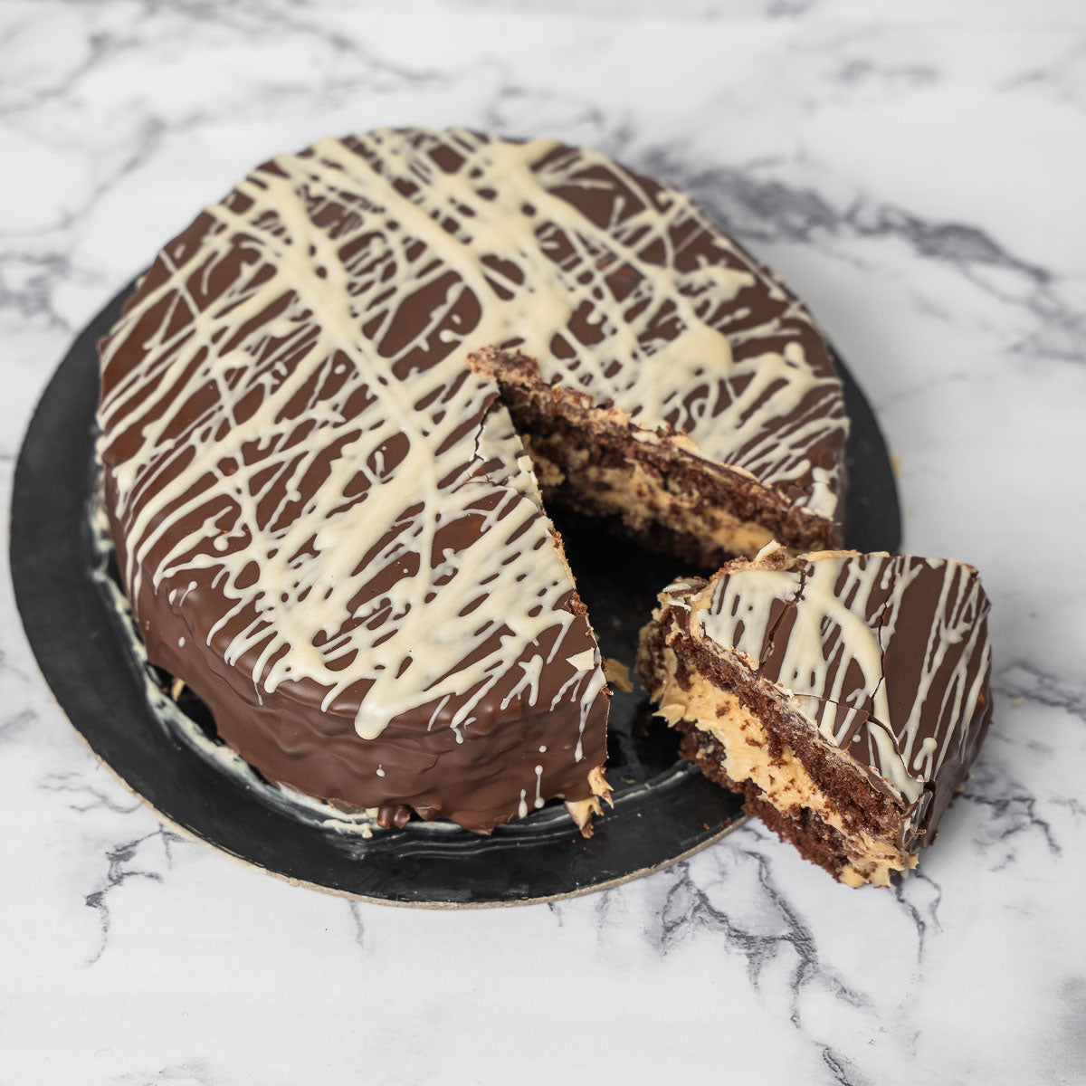 Torta con crema di nocciole Ciokobueno 600g